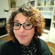 Laureata in giurisprudenza con esperienza ventennale in europrogettazione