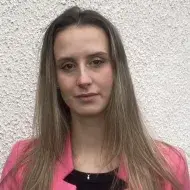 Psicologa offre supporto nella stesura tesi di laurea
