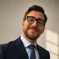 Il diritto non si impara a memoria: si comprende, si ragiona, si applica.