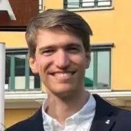 Diplomato Irlandese, laureando in Ingegneria gestionale offre ripetizioni di Inglese, Matematica e Fisica